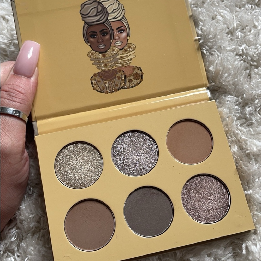 Juvia's Place Glamorous Earth Tones Eyeshadow Palette